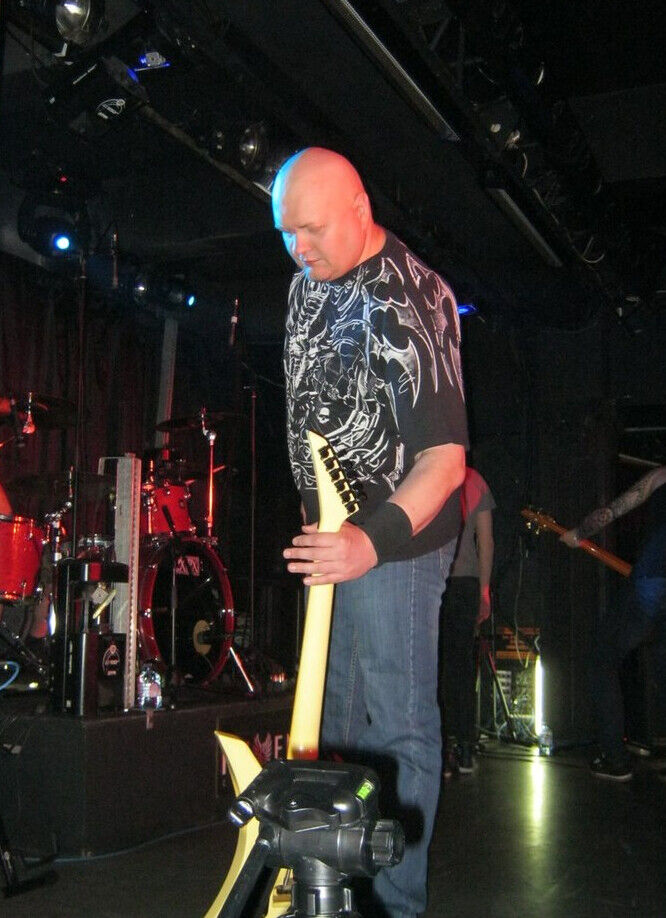 ���������� �����-���������, ���� ������� George, 48 ���, ������������ ��� ������, ����� � ���������, c�������� ���������