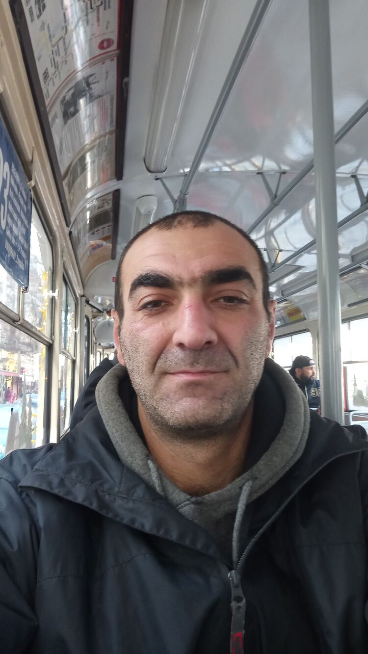  31635656  Rezo, 44 ,    Praha