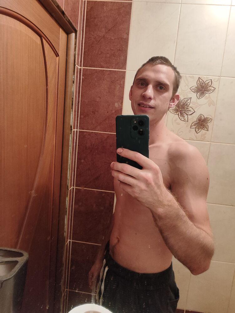  42014216  , 27 ,    