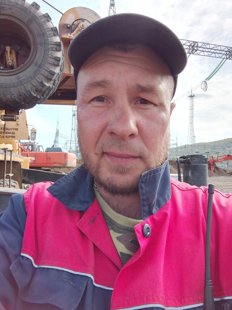  ,   Valera, 40 ,   ,   