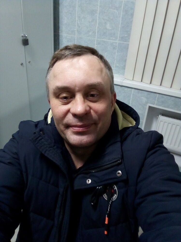  ,   Maksim, 52 ,   ,   , c 