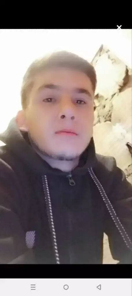  48384966  Idibek, 25 ,    
