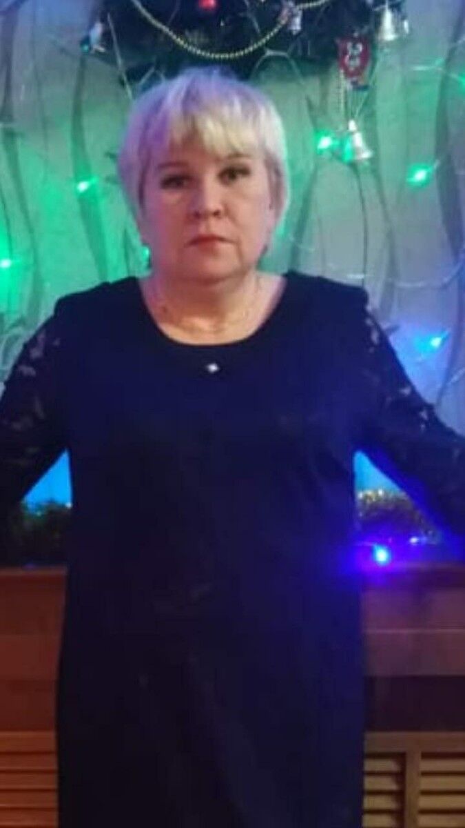  19156736  Elena, 62 ,    