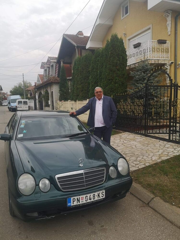  44371406  Miroslav, 61 ,    