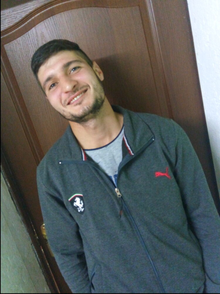  24240796  , 32 ,    