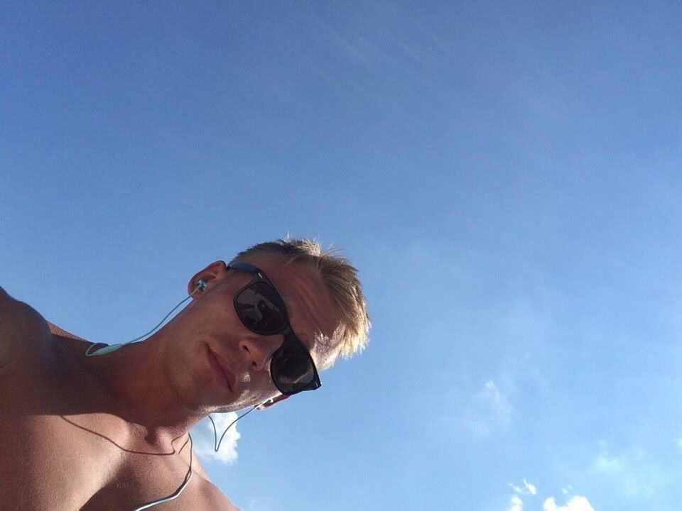  ,   Max, 28 ,   