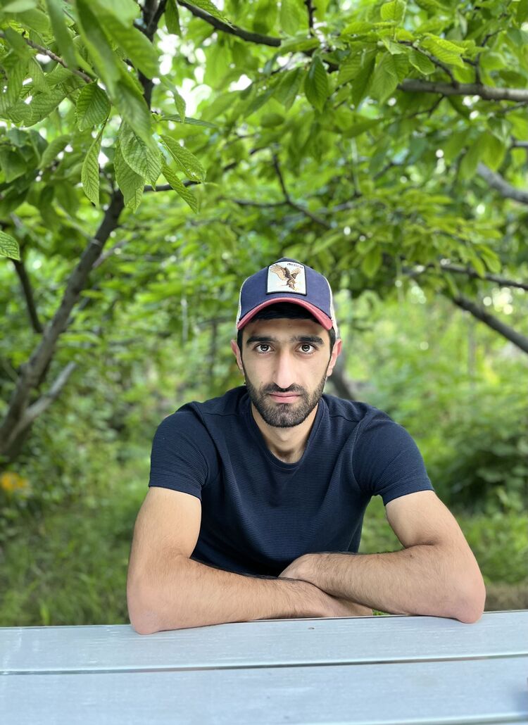  ,   Hayk, 24 ,   ,   