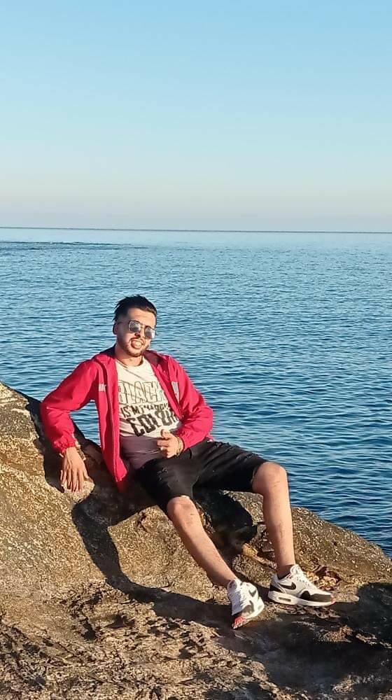  38310786  Ihab, 22 ,    Didouche Mourad