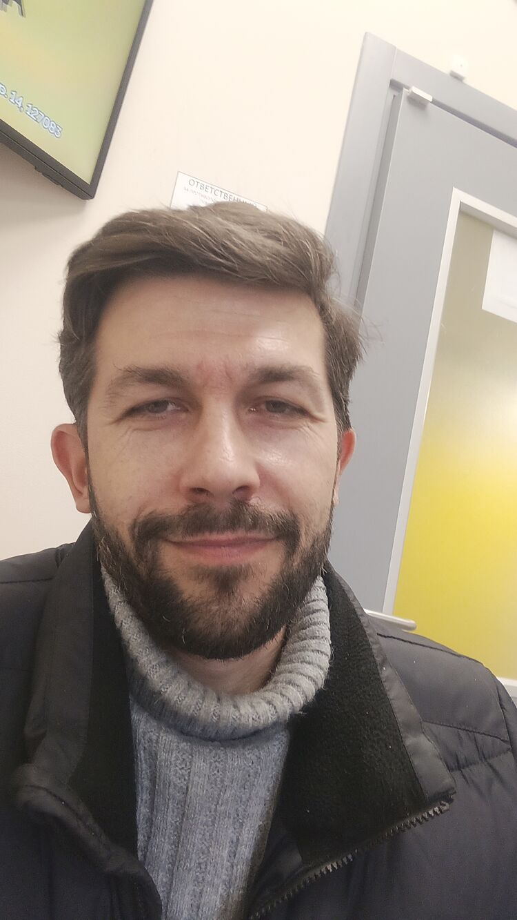  54076266  Sergei, 39 ,    