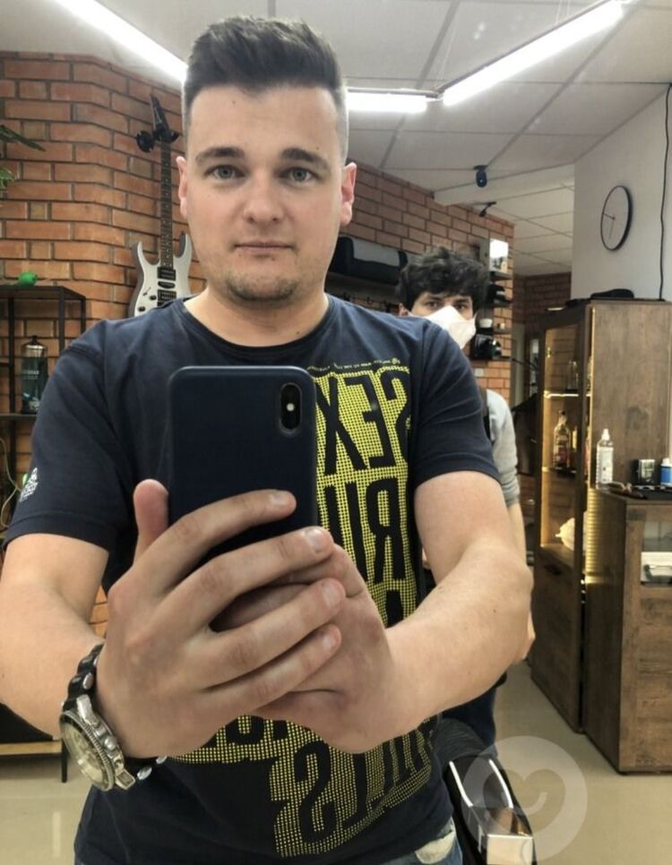  35016556  IVAN, 38 ,    