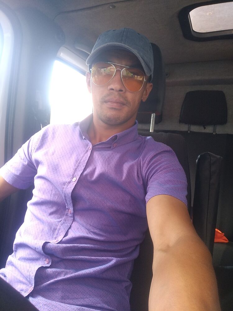  ,   Umidjon, 36 ,   c 