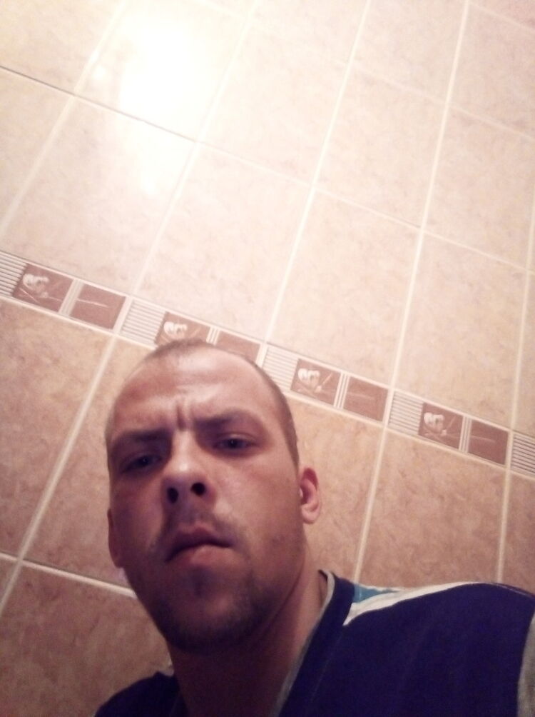  16236766  ˸, 33 ,    