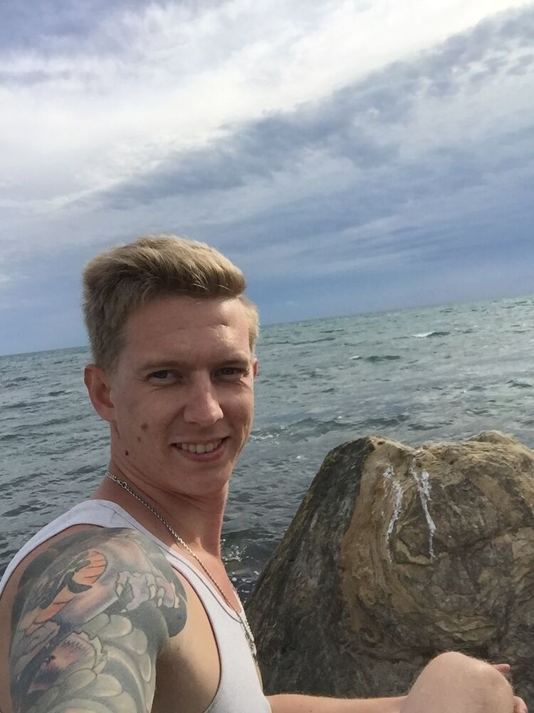  ,   VladiDi, 33 ,   ,   , c 