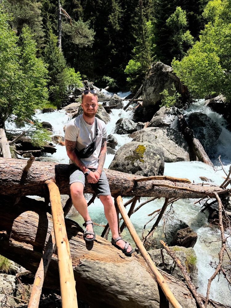  52891986  Vladislav, 30 ,     