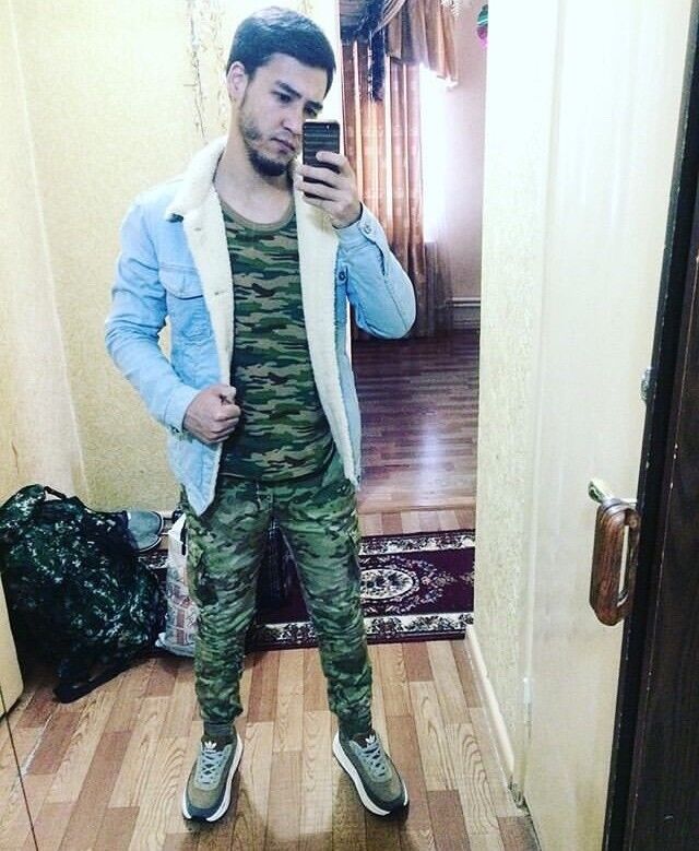  18764216  Roma, 27 ,    