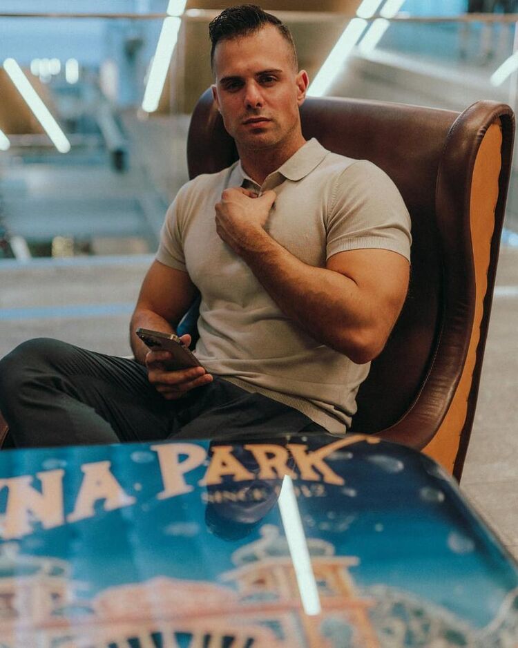  51548756  Alex Godwin, 46 ,    Tampa