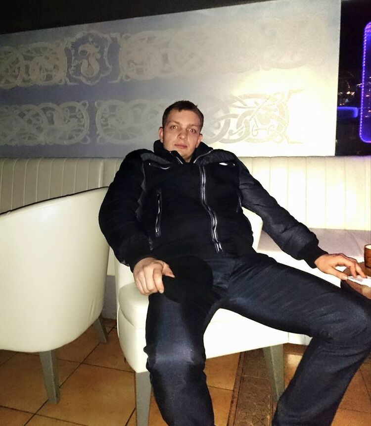  ,   Andris, 36 ,   