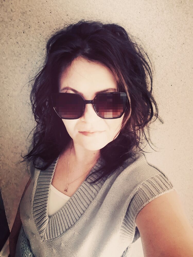  43630316  Lana, 52 ,    