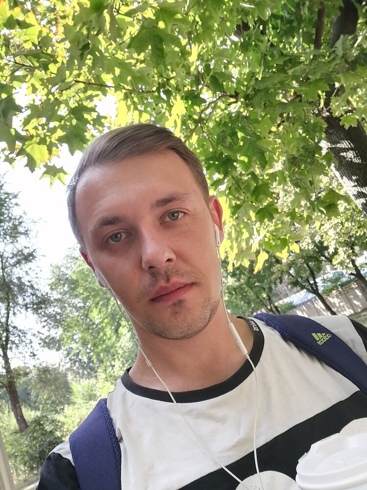  18597876  , 30 ,    