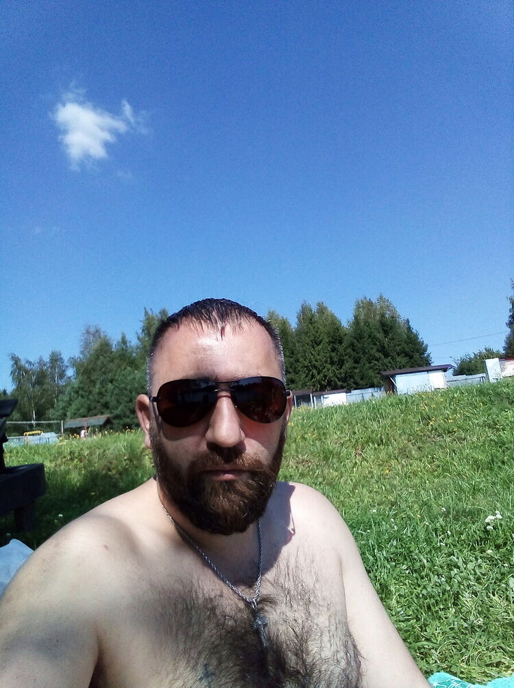  20255876  ARMEN, 43 ,    