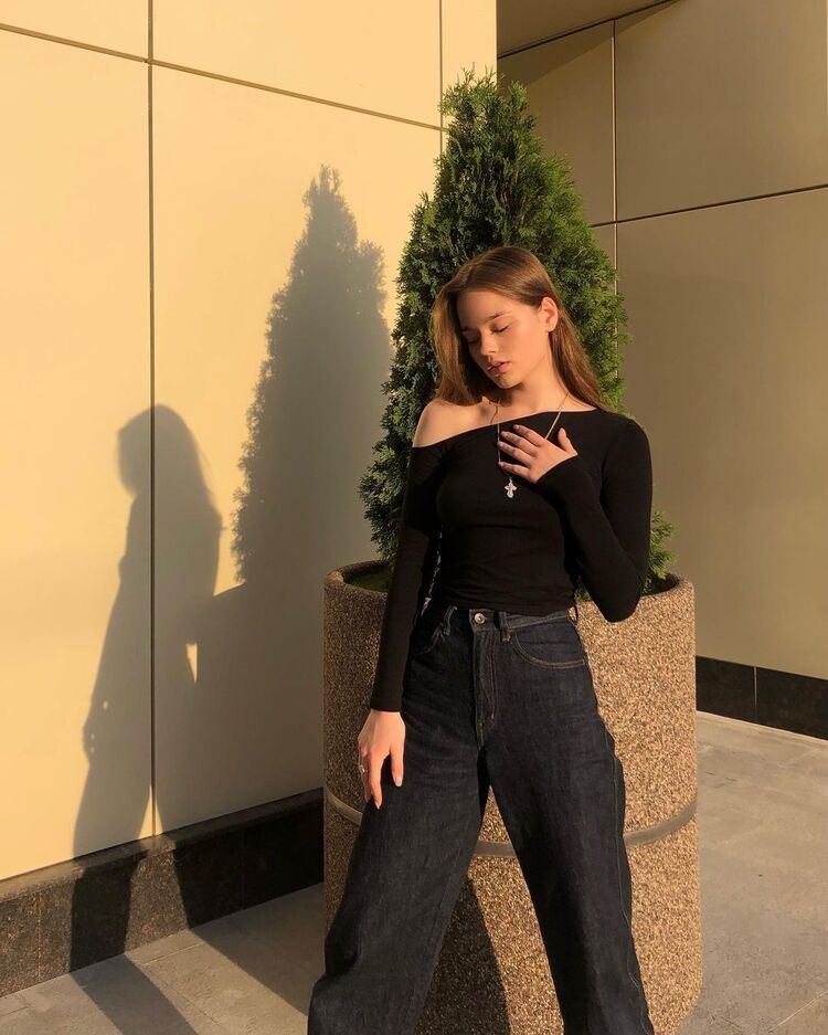  31236456  , 20 ,    -