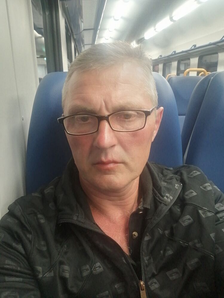  36212556  , 54 ,    
