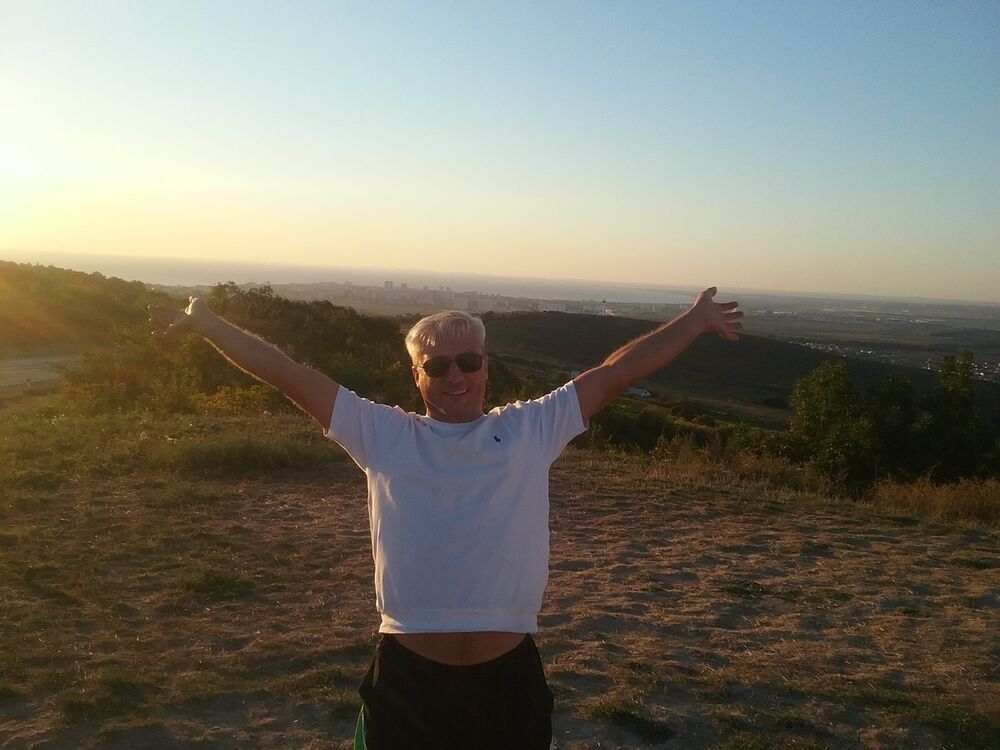  9173116  Anton, 45 ,    