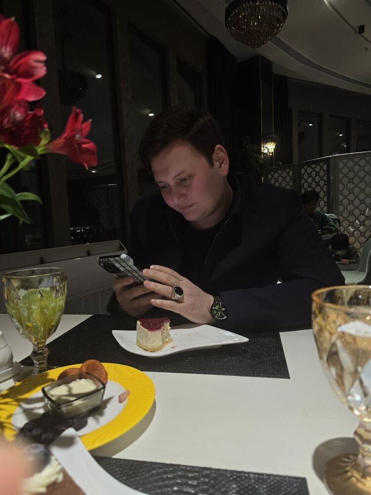  ,   Orifjon, 25 ,   ,   
