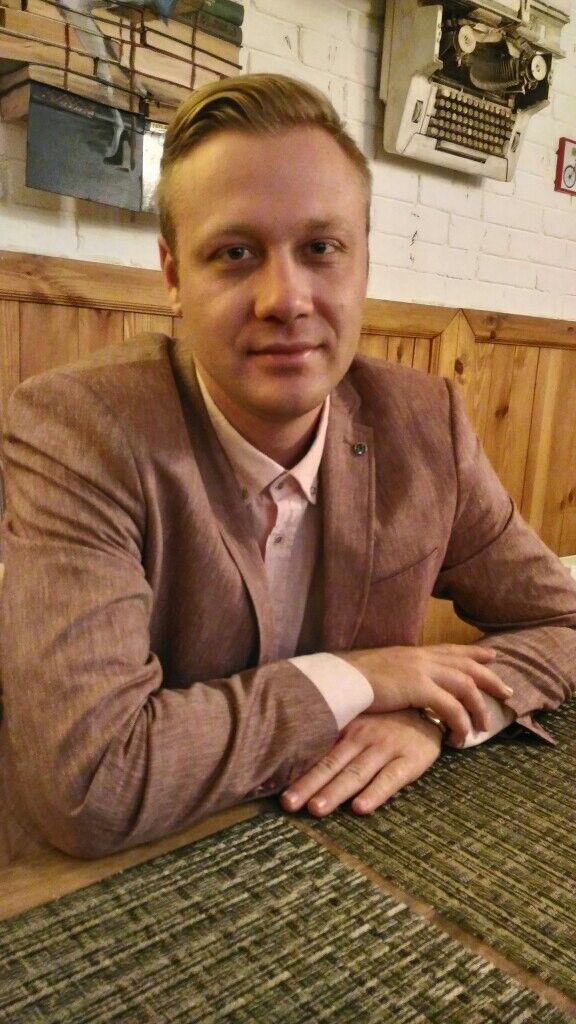  ,   John, 37 ,   