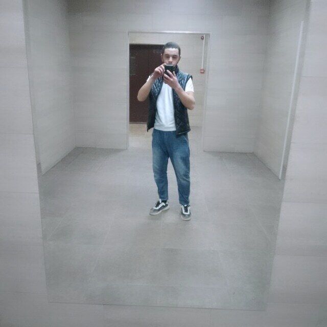  42760686  , 22 ,    