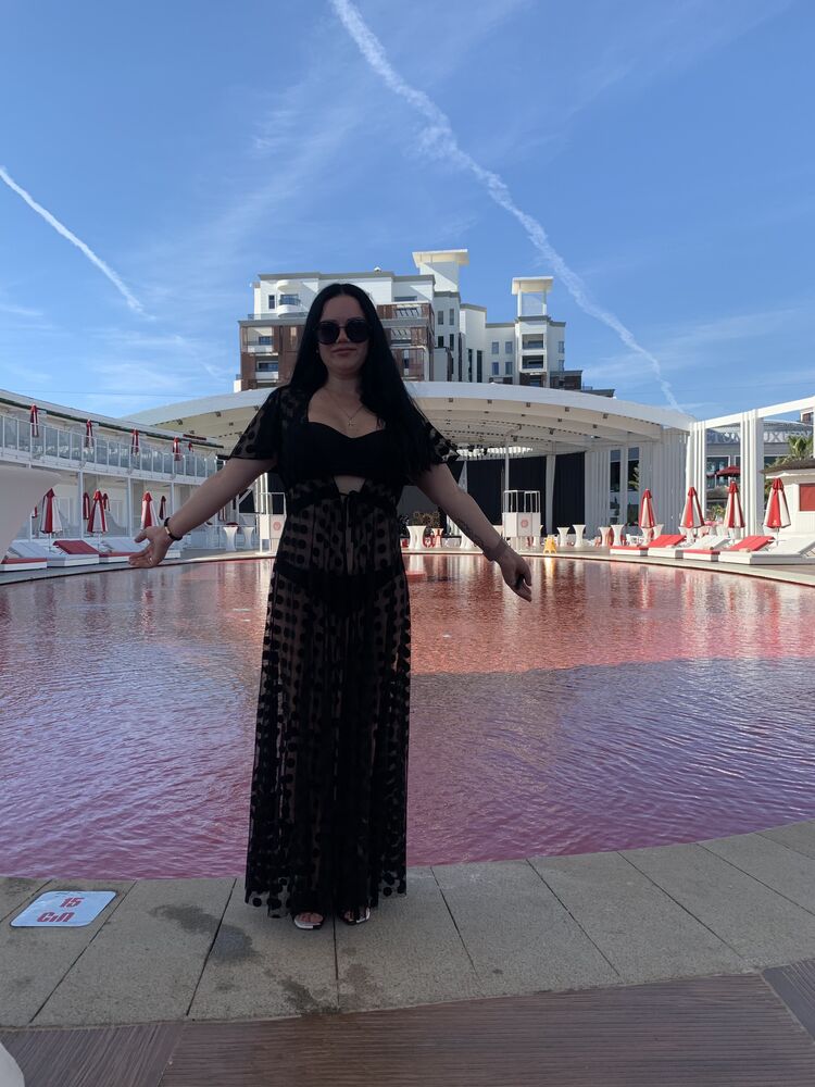  54703036  Liza, 40 ,    