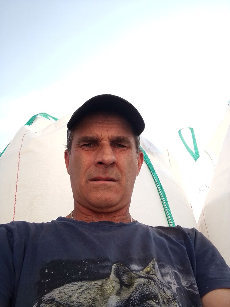  45880956  Tolik, 50 ,    