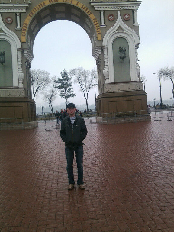 ,   Valeriy, 47 ,  