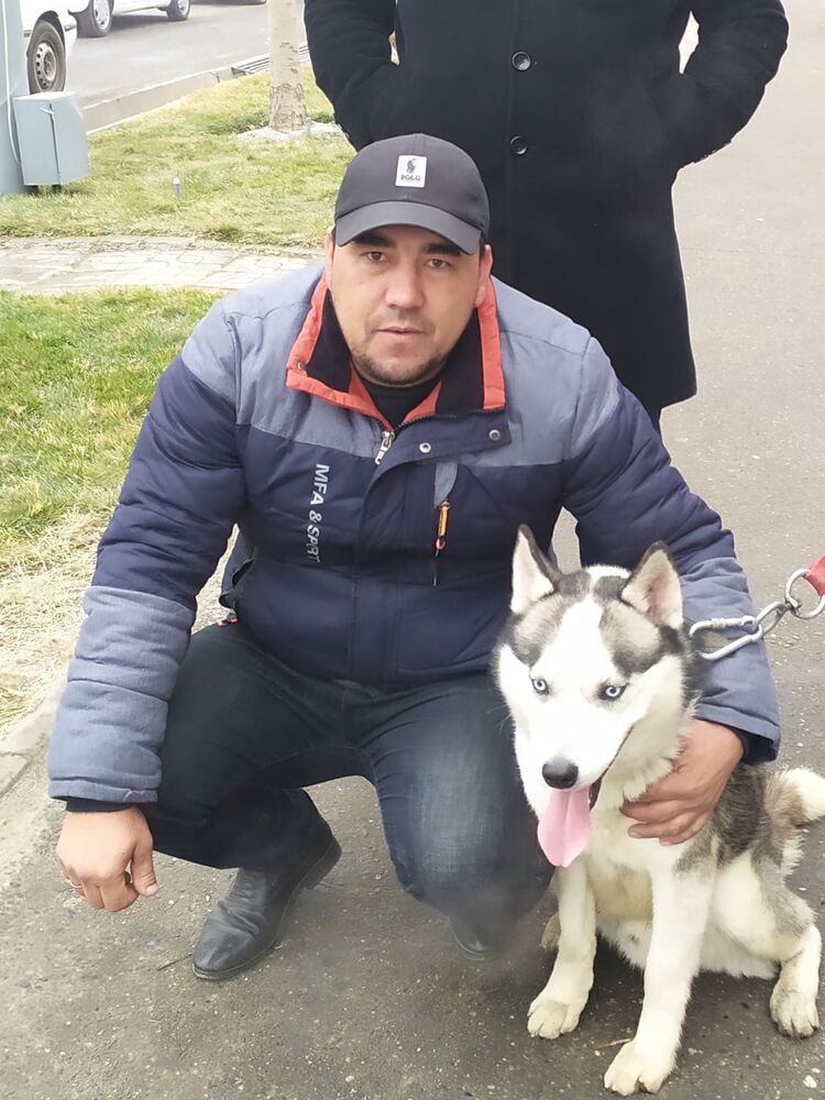  -,   Misha, 39 ,   ,   