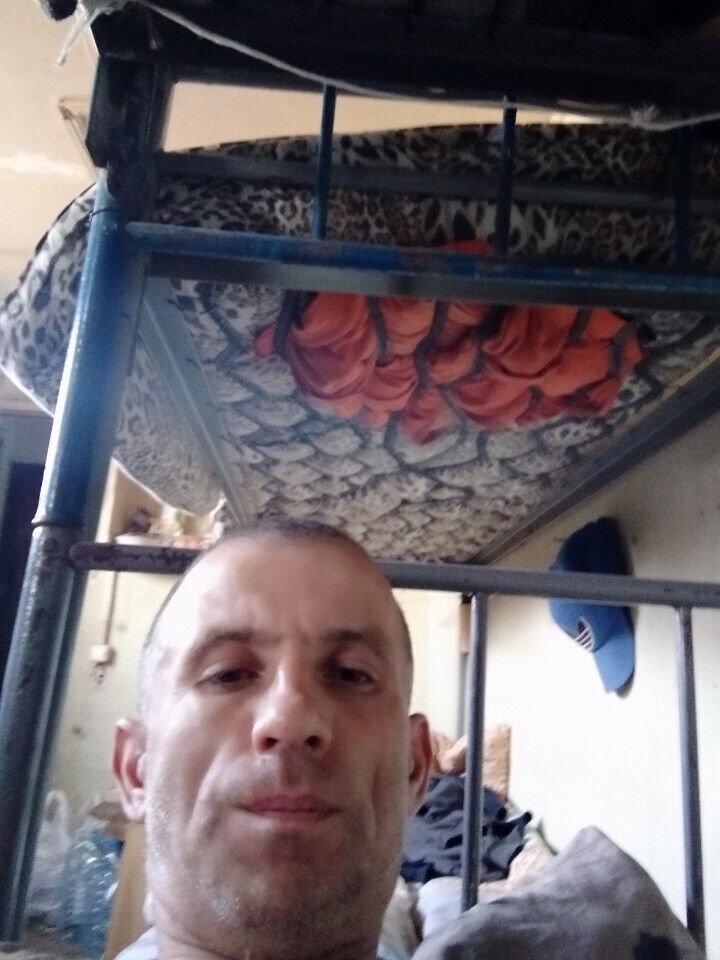  24174556  , 42 ,    
