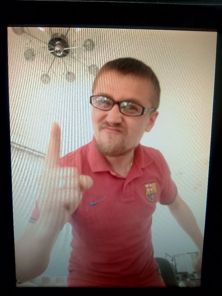  25145576  Anton, 39 ,    