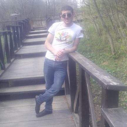  33584276  Narek, 34 ,    