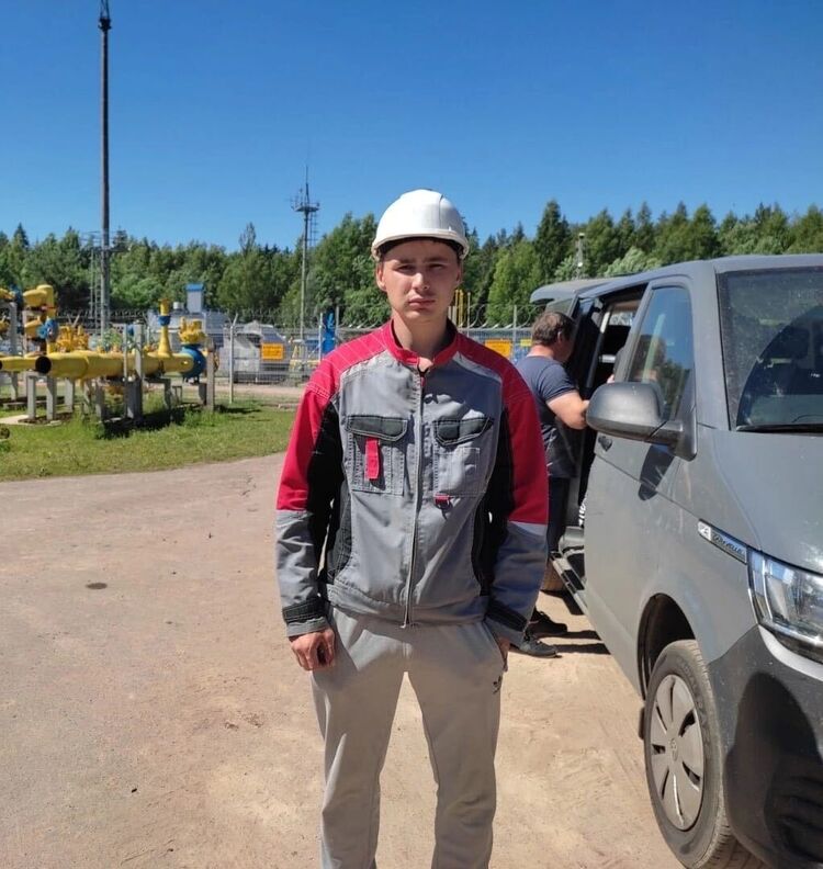  35042536  , 26 ,    