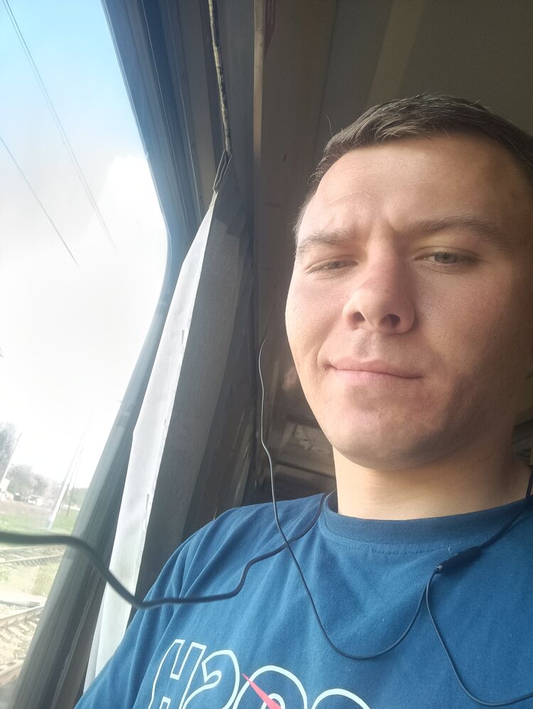  34811746  , 28 ,    