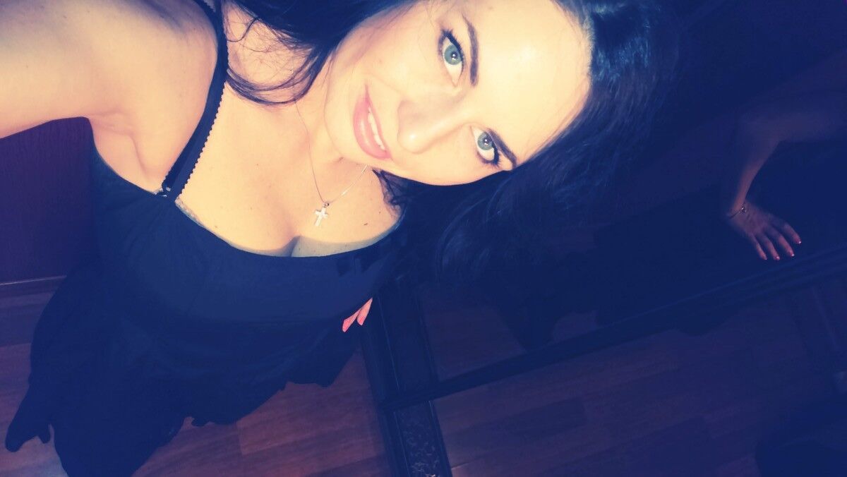  ,   Lori, 42 ,   ,   , c 