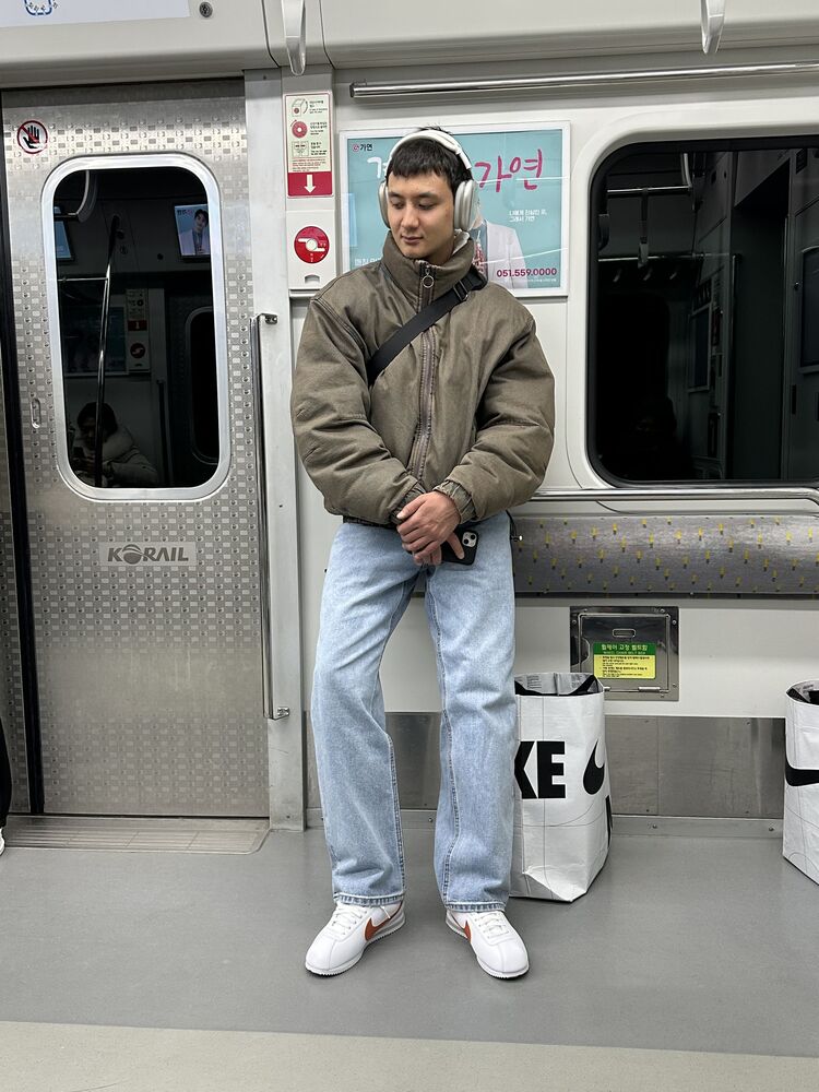  ,   , 24 ,   ,   