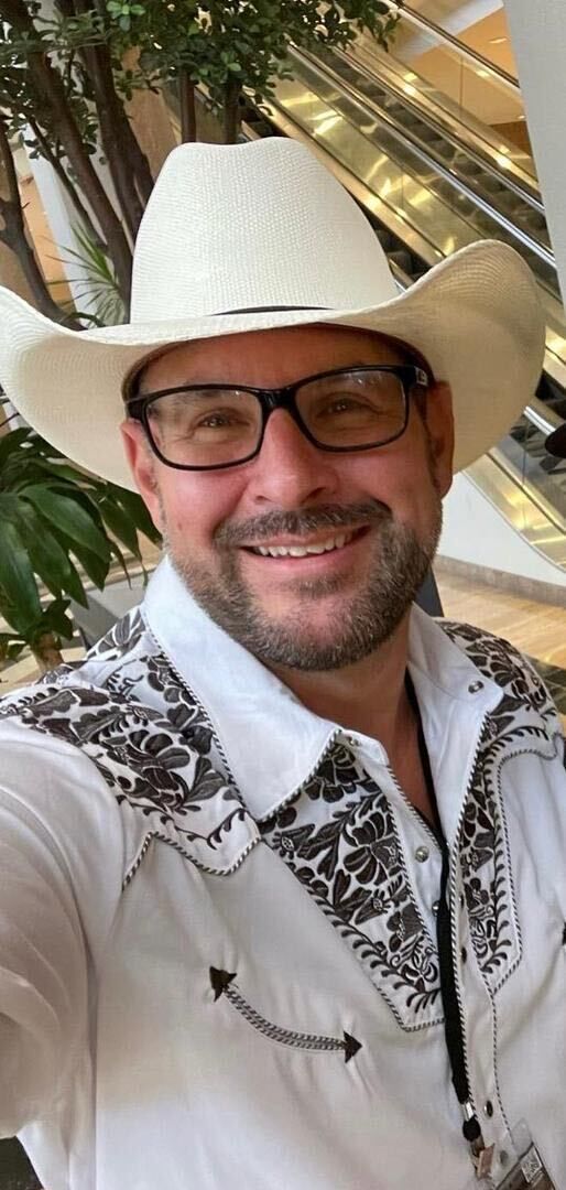 ���������� Biddeford, ���� ������� Davis, 52 ����, ������������ ��� ������, ����� � ���������, c�������� ���������, ���������