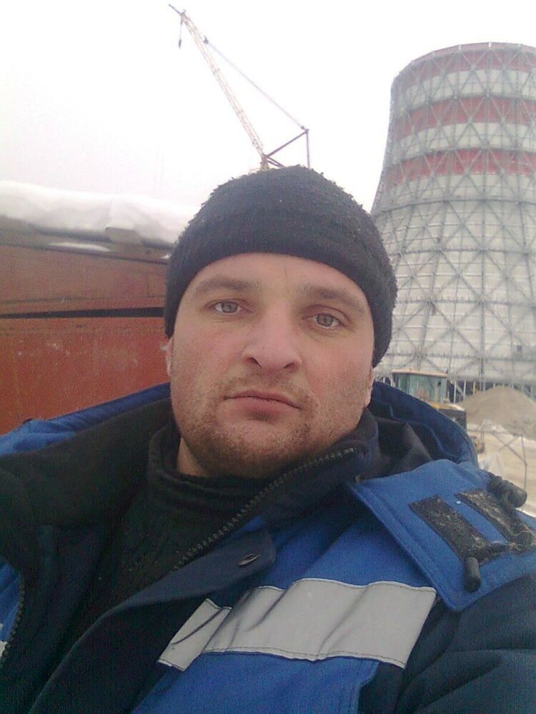  ,   Pavel, 40 ,   ,   , c 