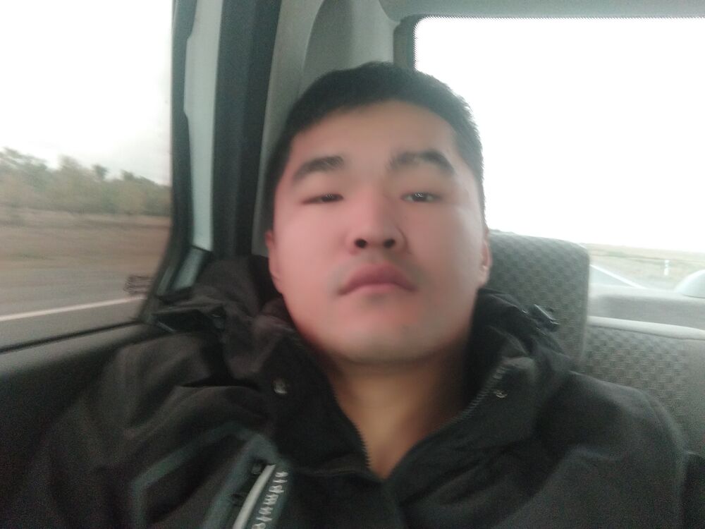  28744726  Arman, 30 ,    