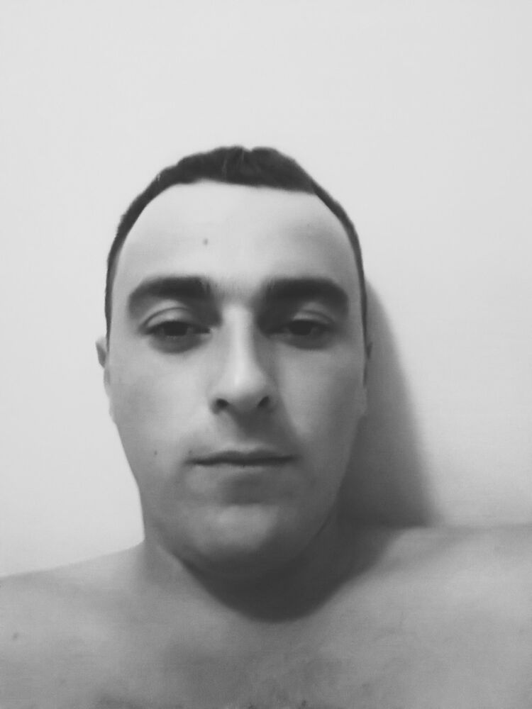 16952376  Volodya, 33 ,    