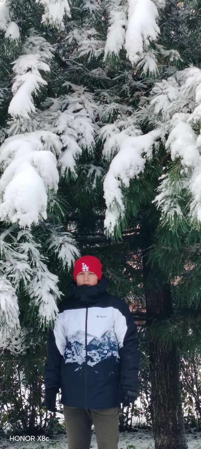  54447326  Mustafa, 31 ,    