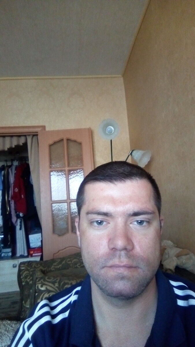  --,   Urii, 44 ,   ,   , c 