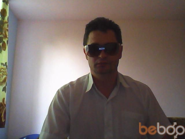  1044566  Viorel, 40 ,    