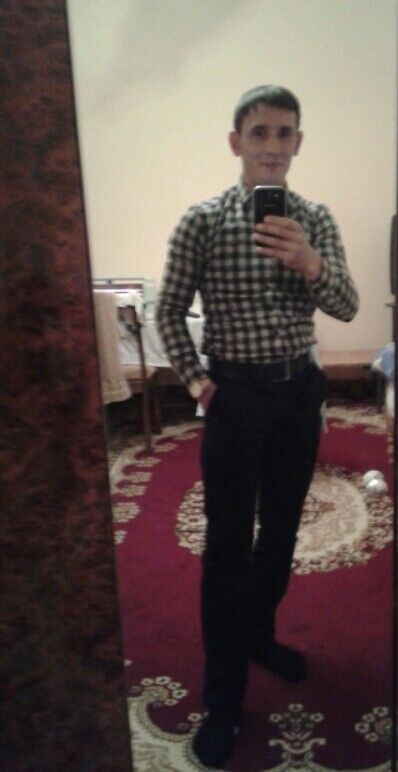  ,   Mixail, 39 ,  