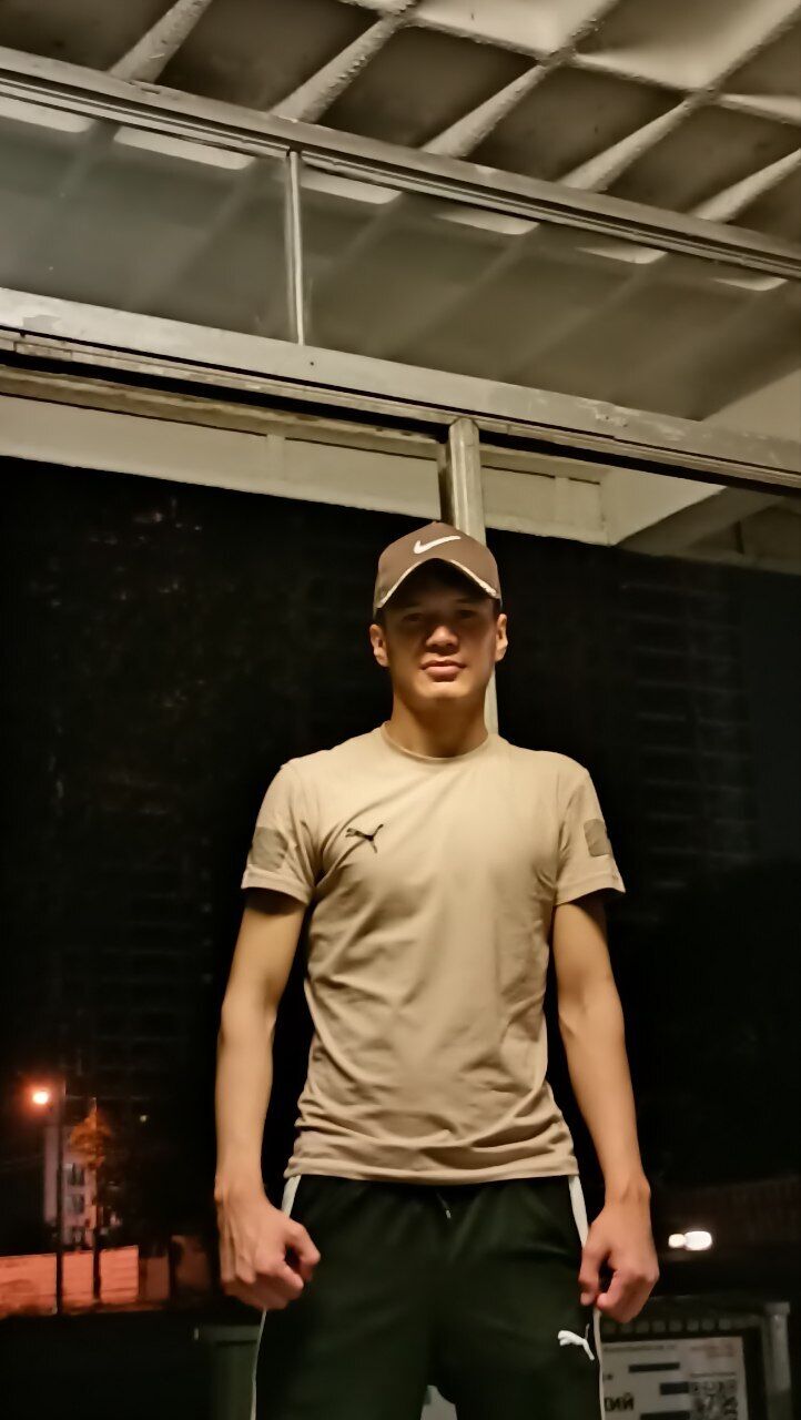  36858336  Dilshod, 22 ,    